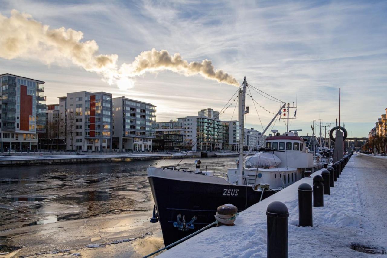 Budget Studio In Hip Sofo - Construction Work Stockholm Exteriör bild